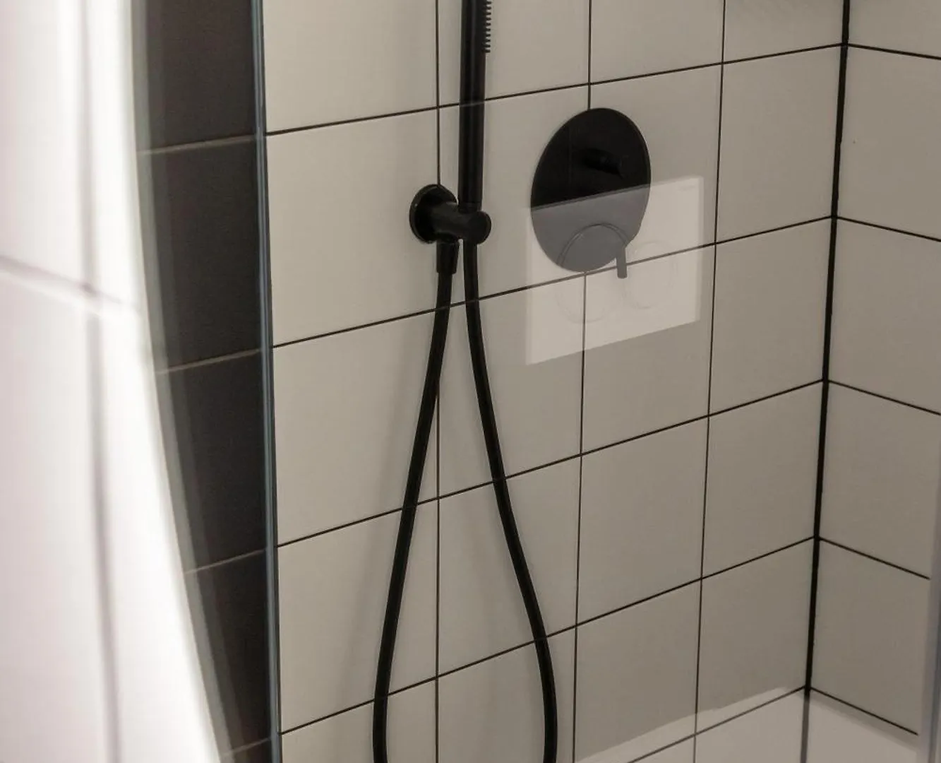 Coolest Apartment In Berlin, Easy Check-In, Close To Center, Black & White Maisonette #6 德国