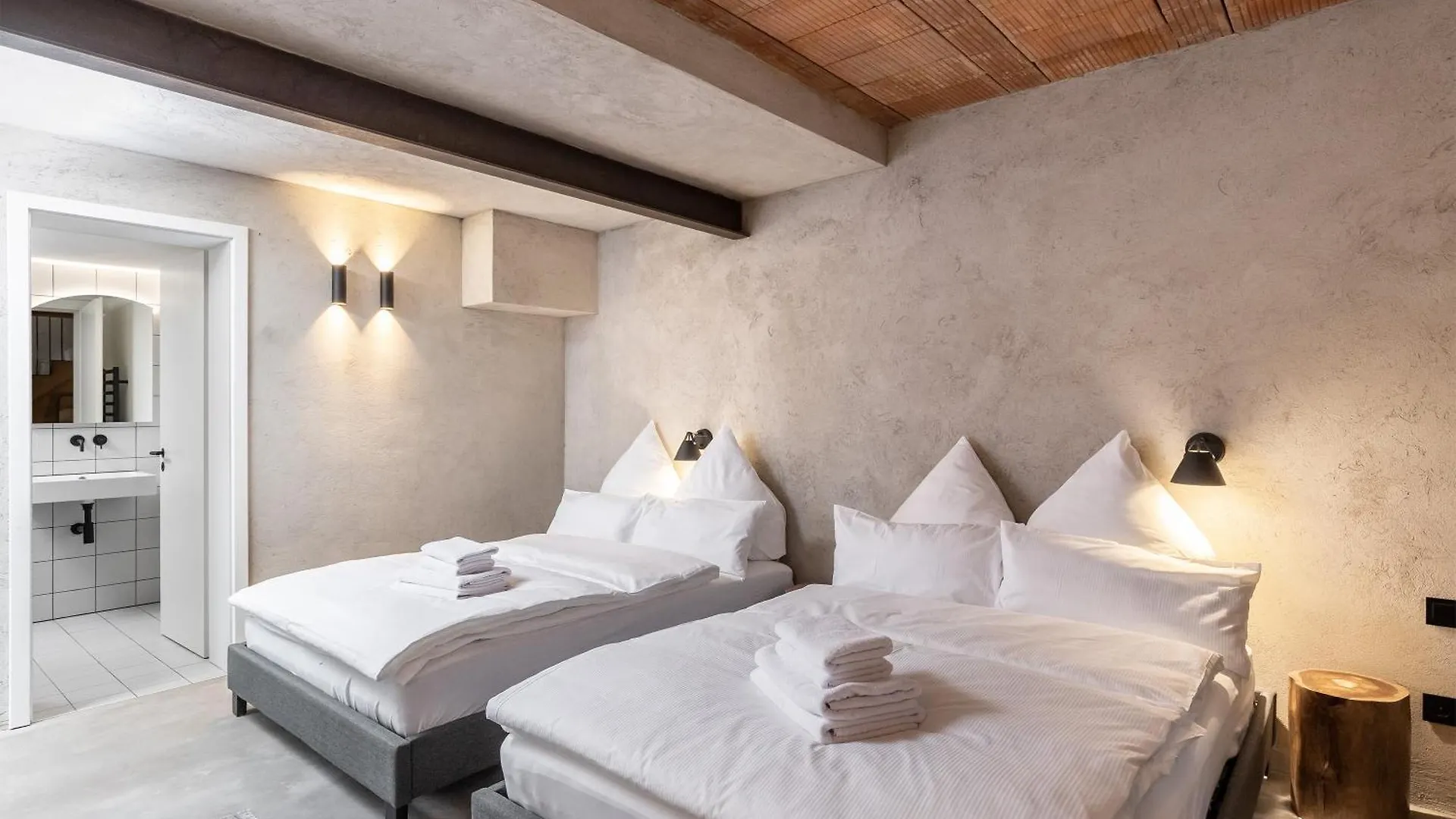 Coolest Apartment In Berlin, Easy Check-In, Close To Center, Black & White Maisonette #6